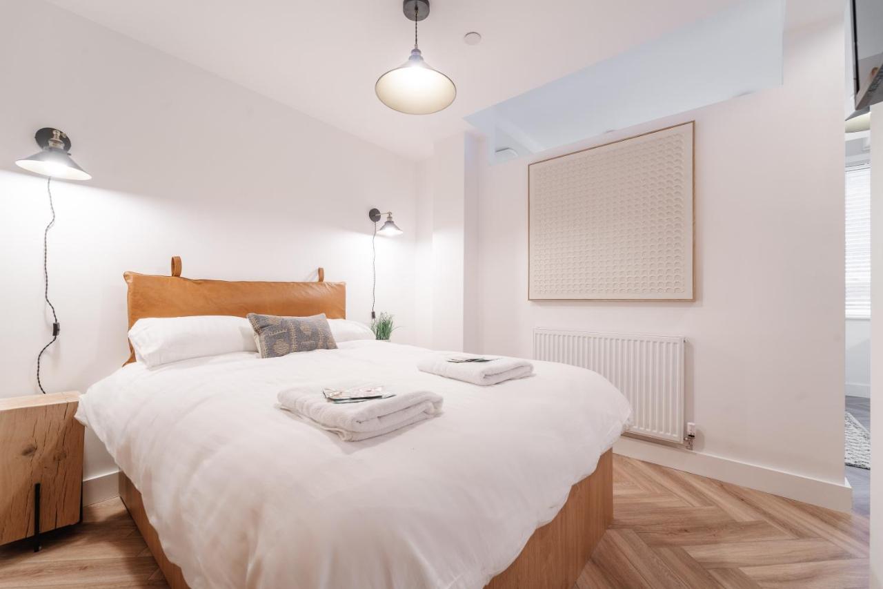 Royal House Stylish Apartments - Chester Bagian luar foto