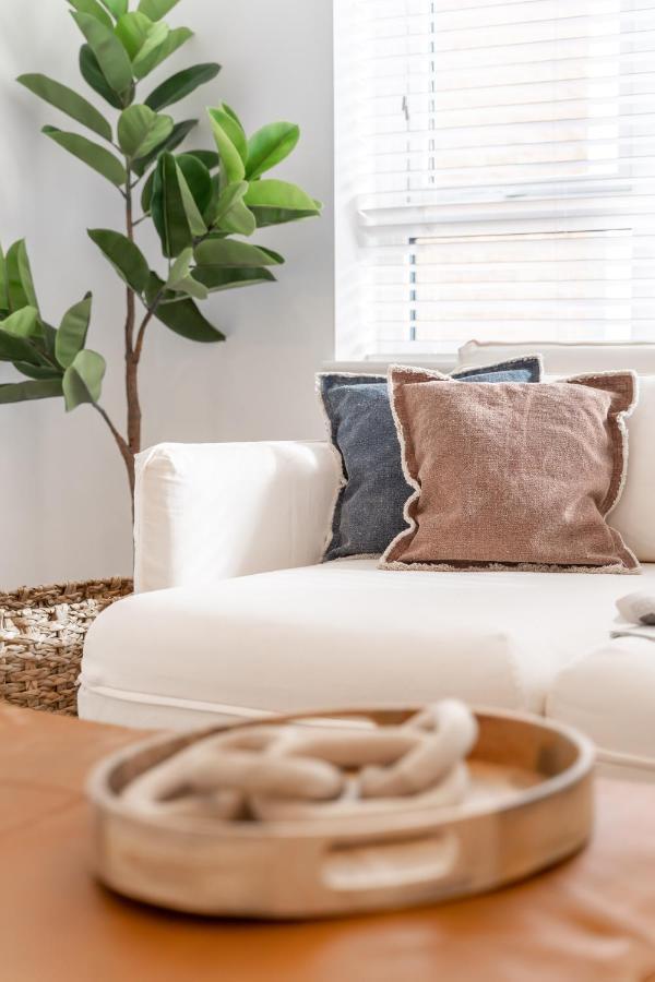 Royal House Stylish Apartments - Chester Bagian luar foto