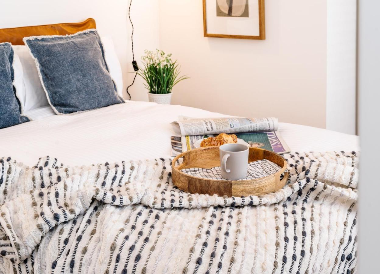 Royal House Stylish Apartments - Chester Bagian luar foto