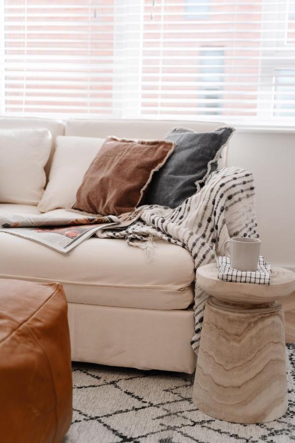 Royal House Stylish Apartments - Chester Bagian luar foto